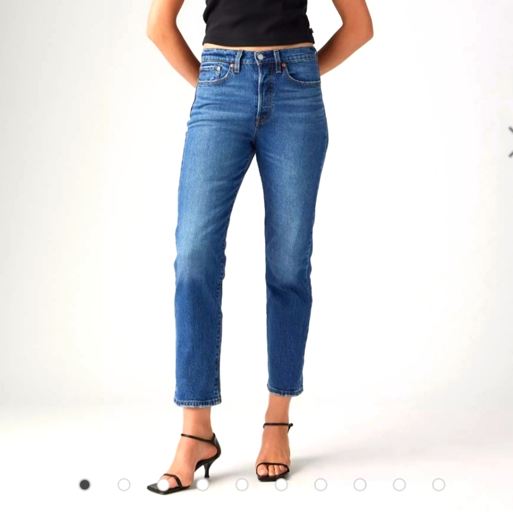 Levi's Wedgie Straight Jeans